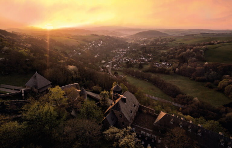 Ausblick Burg Lichtenberg auf Thallichtenberg